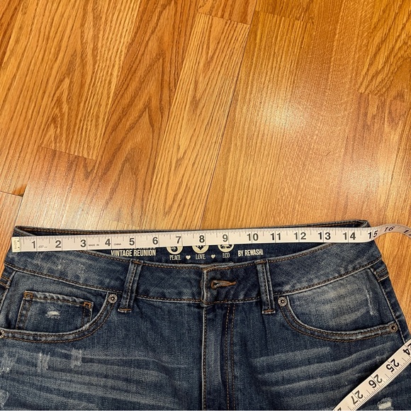 Rewash Distressed dark wash Denim shorts raw hem, size 11/30 - Picture 9 of 11